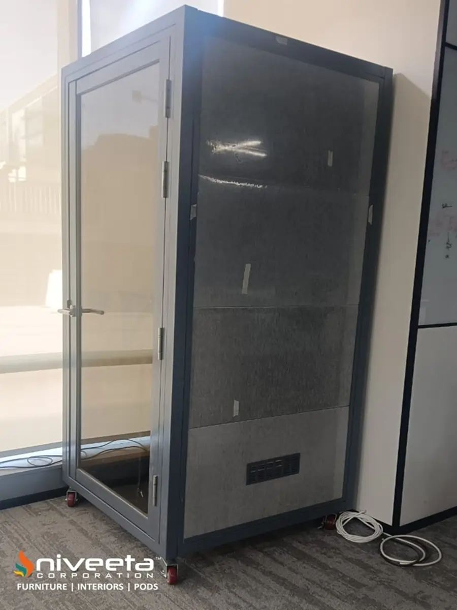 Ultra calling booth